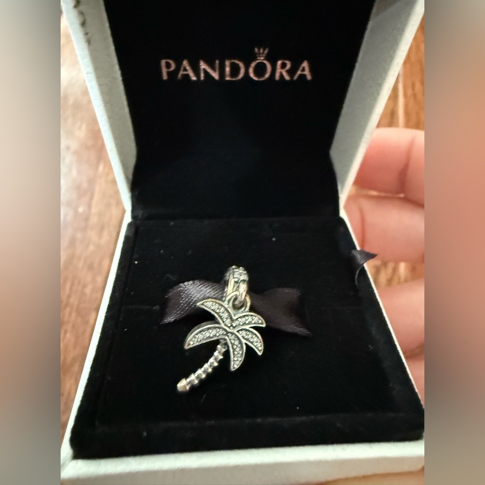 Pandora Palm Tree Charm. NIB. NEVER USED. 
RETIRED - Picture 3 of 4